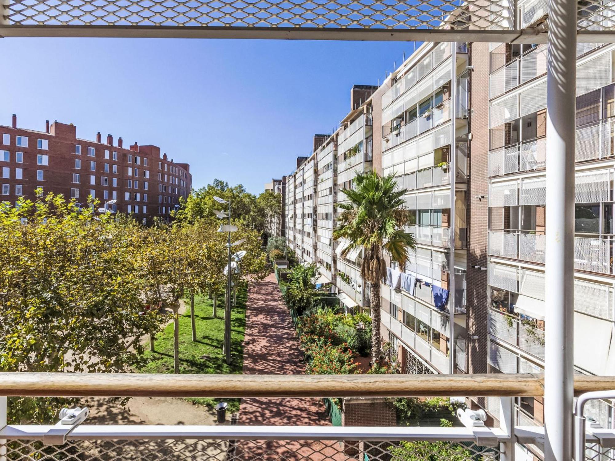 Olimpica Sant Marti By Interhome Barcellona